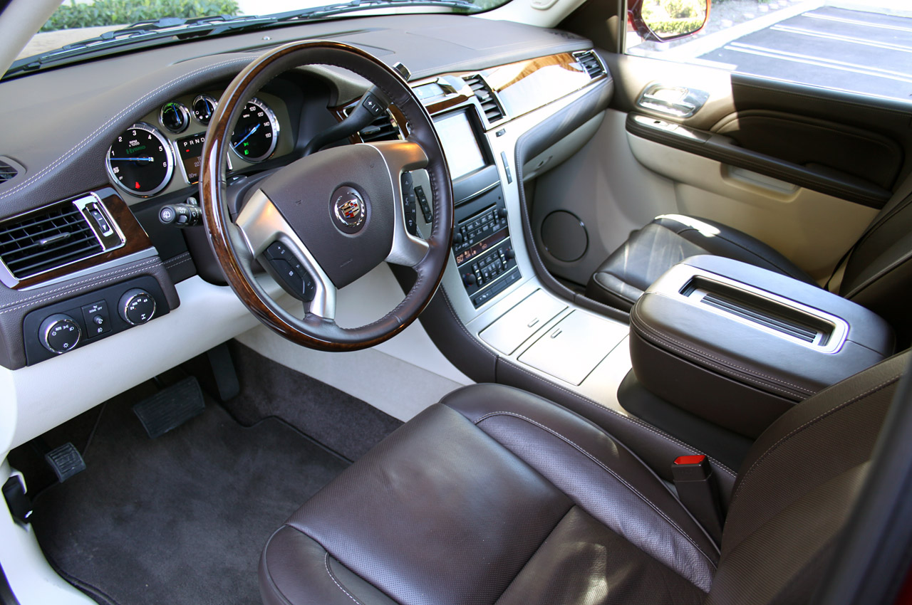 2012 CADILLAC ESCALADE INTERIOR DESIGN HYBRID PLATINUM