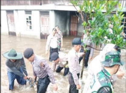 Ketua DPRD Kota Pagaralam Apresiasi Polres Pagaralam Bantu Warga Korban Banjir