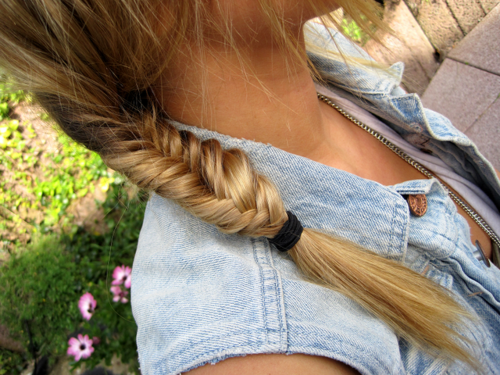 fishtail braid tutorial. FISHTAIL BRAID HAIR TUTORIAL