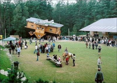 Cool Upside Down House Seen On www.coolpicturegallery.net