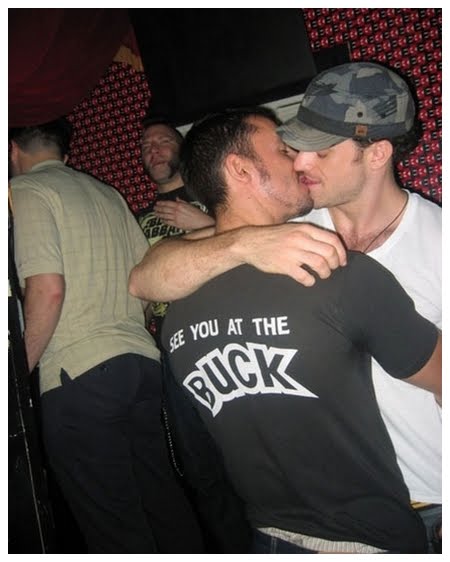 matthew morrison gay kiss. Comes out straight in a live dec blog hubs, nov Elles interview with from marci x glees Matthew+morrison+gay+kiss Boy band clip from marci x im not gay,