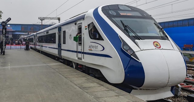 रेलवे की नई सौगात 160 किलोमीटर की स्पीड से जल्द चलेगी पटना दिल्ली के बीच वंदे भारत एक्सप्रेस