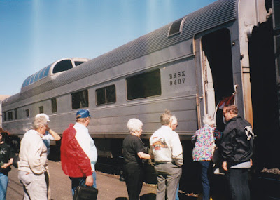 BKSX Dome Coach #9407 in Wishram, Washington, on June 7, 1997