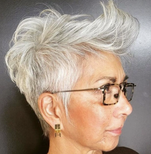 short hairstyles for older women 2019