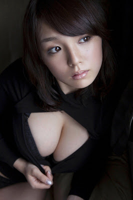 Ai Shinozaki 