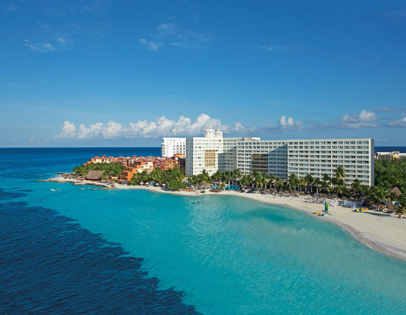 The 10 Best All-Inclusive Resorts in Cancun for Families