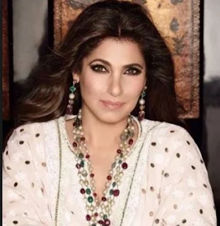 Dimple Kapadia Family Husband Son Daughter Father Mother Marriage Photos Biography Profile.