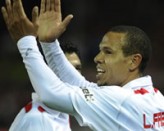 El Sevilla se plantea vender a Luis Fabiano al Marsella El Sevilla se plantea vender a Luis Fabiano al Marsella