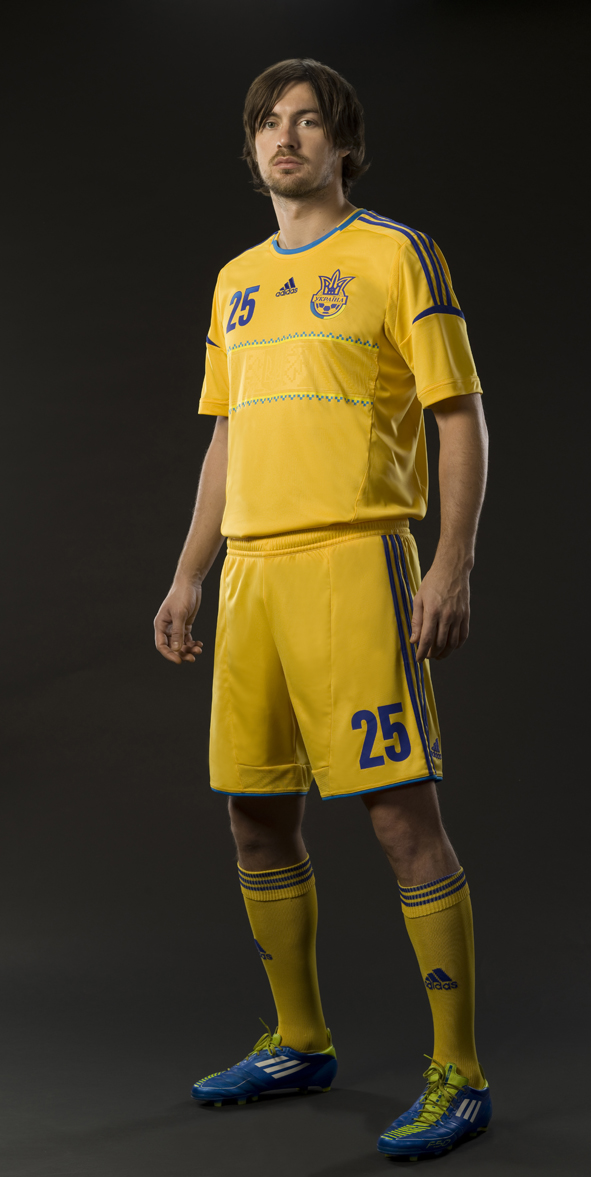 Знаток футбола: Форма сборной Украины