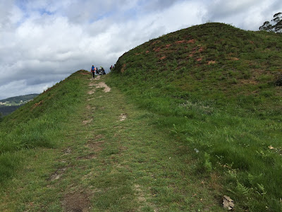 Celtiberia: Hill-fort of Castrolandin   By E.V.Pita (2017)  http://archeopolis.blogspot.com/2017/05/celtiberia-hill-fort-of-castrolandin.html   Castro de Castrolandin (Cuntis)  Por E.V.Pita (2017)