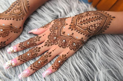 Gambar Henna Tangan Pengantin