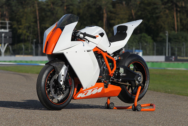 KTM RC8-R Track Race Motorcycle