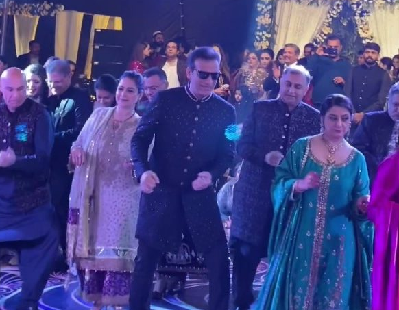 Celebrity dance at Saleem Sheikh's daughter's wedding