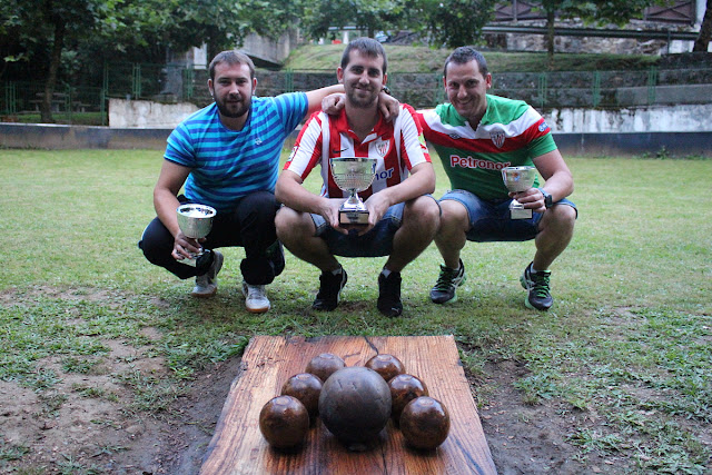 Ganadores del concurso de bolos a cachete