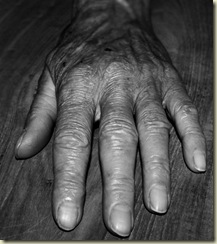 Grandmom Hand by Aapiej