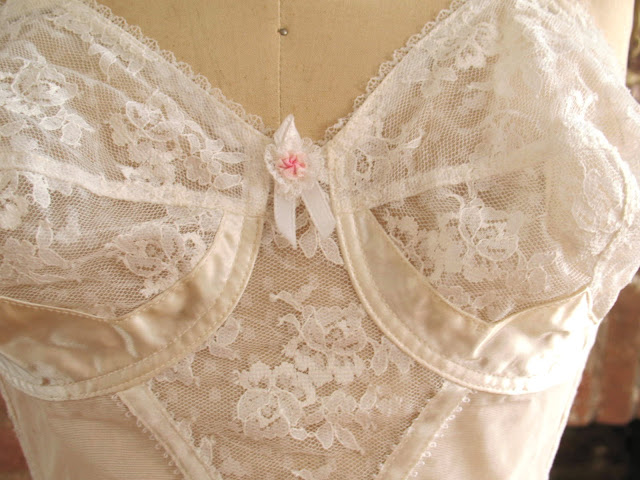 Bobbins And Bombshells, My Vintage Vanity, Vintage Lingerie,