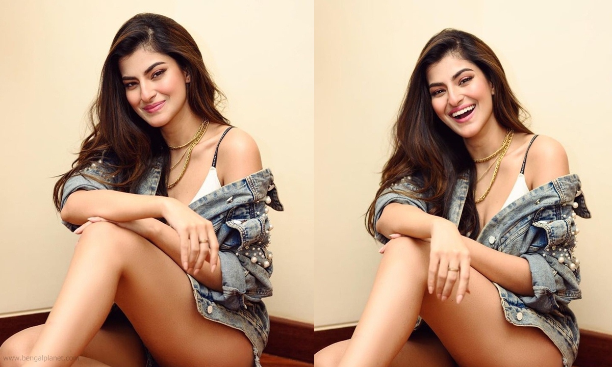 Sanjana Banerjee hot photo shoot stills in Shorts