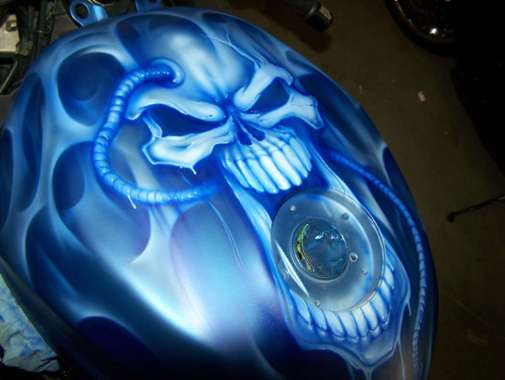 Airbrush Art Techniques Great For Motorcycle Tank Usually a motorcycle tank 