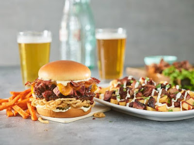 Red Robin 2023 fall menu additions.