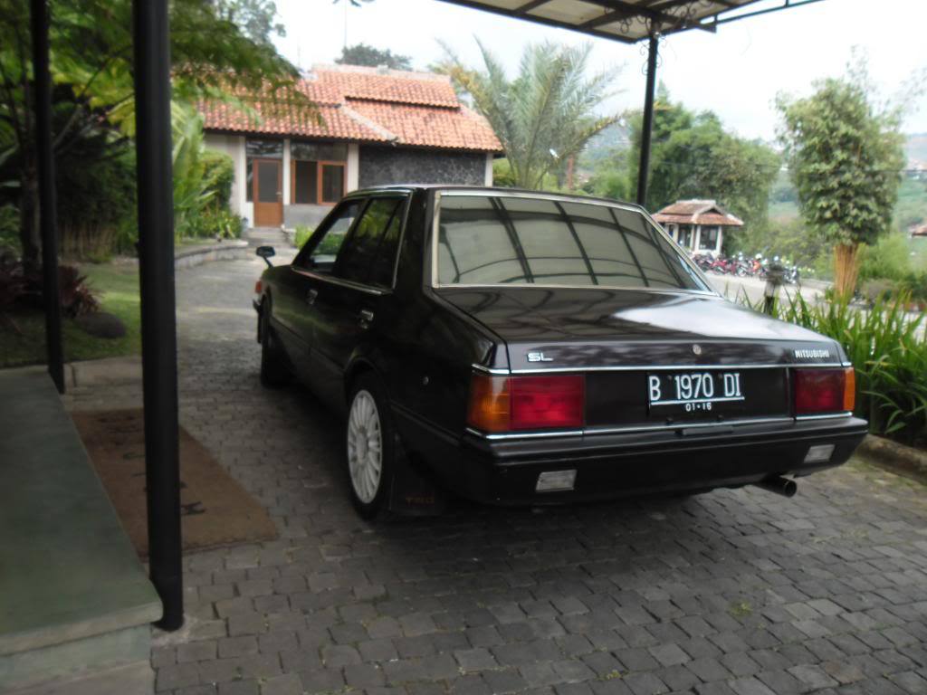 Keunggulan Mitsubishi Lancer SL Mobil Klasik Yang Tidak Lekang Oleh