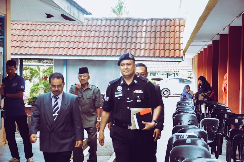 #2  | | PELANCARAN MAJLIS PEMUAFAKATAN KPM DAN PDRM JOM KE SEKOLAH  | | PENYAMPAIAN WATIKAH PEMIMPIN KECIK SK SERING  | | 2019