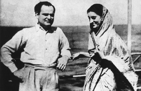 Rare Photos Of Indira Gandhi & Feroze Gandhi Wedding