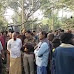  मुजफ्फरपुर में पेड़ से लटका मिला दंपती का शव, कर्ज के चलते आत्महत्या की आशंका