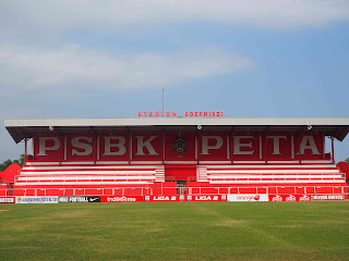 Mengenang Sejarah Melalui Dua Stadion Bersejarah di Indonesia