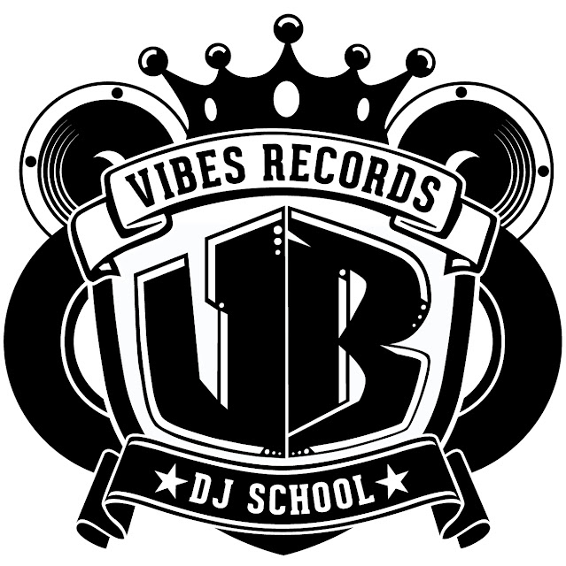 VIBESRECORDS の商標です。