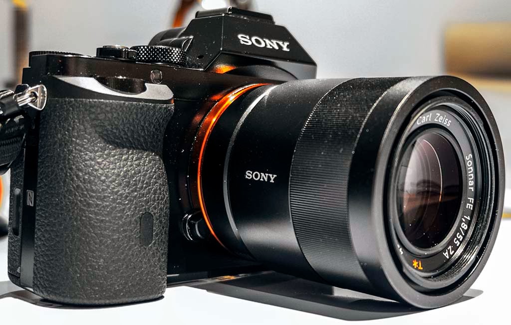 Soundimageplus Sony Fe 55mm F1 8 Za Carl Zeiss Sonnar T Lens A Serious Days Shooting