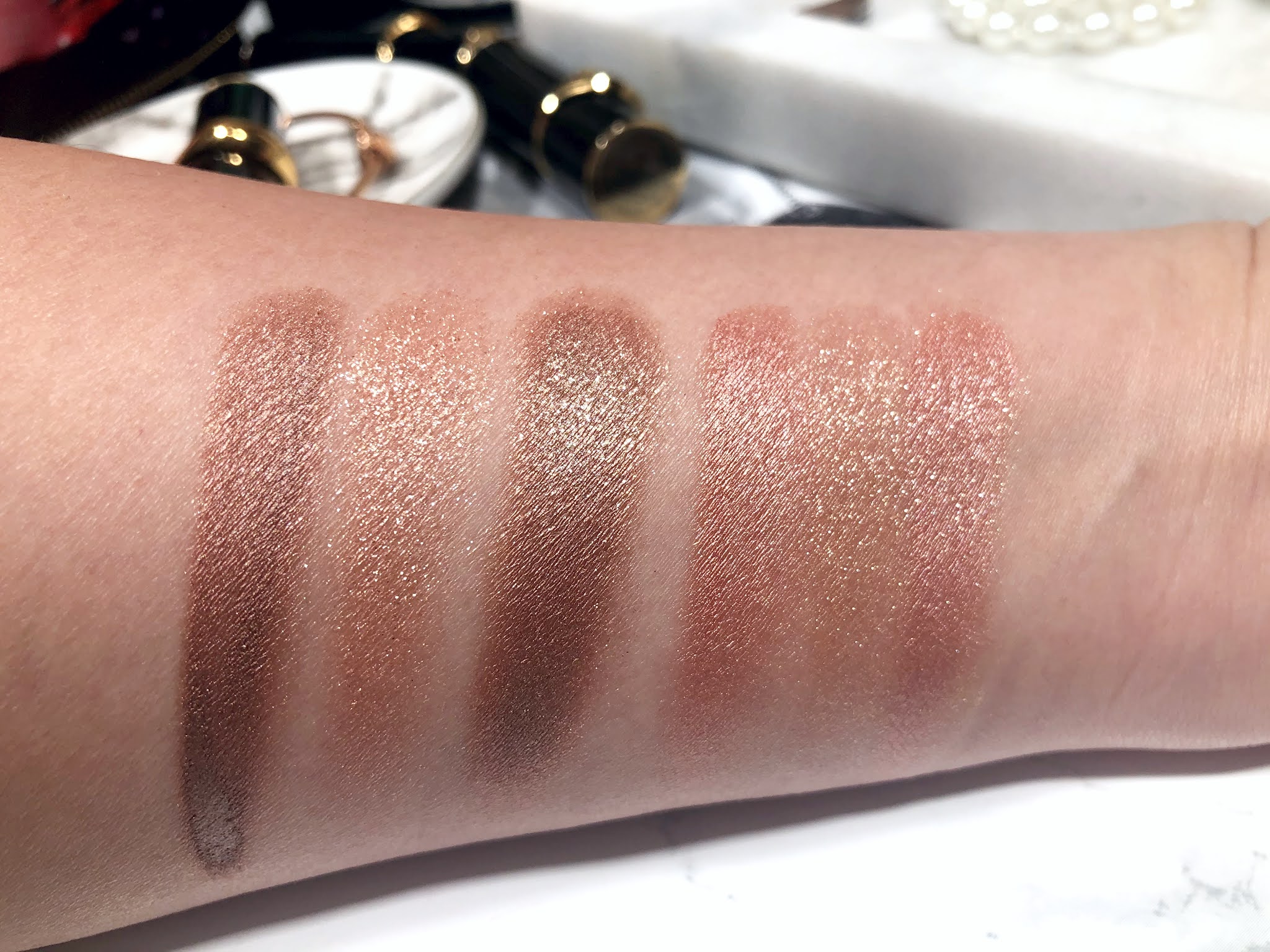 AURIC Cosmetics Smoke Reflect Cream + Powder Eye Shadow Duo Review and Swatches