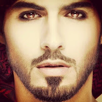 Omar Borkan Al Gala demasiado guapo para arabia saudi