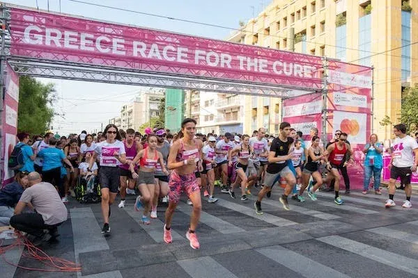 Με μεγάλη επιτυχία και χιλιάδες συμμετοχές ολοκληρώθηκε το 15o Greece Race for the Cure®