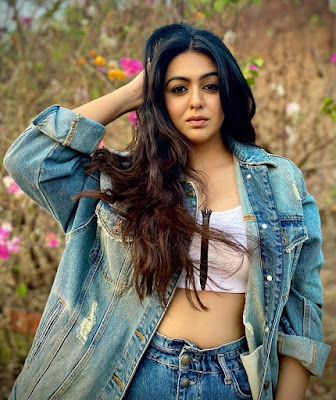 Shafaq Naaz  wiki biography