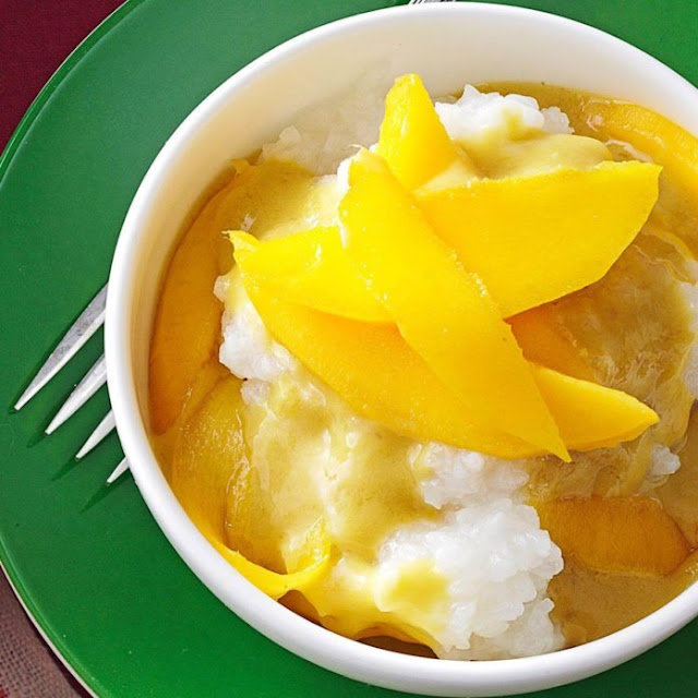 Mango Sticky Rice with Coconut-Lime Sauce Sweet taste