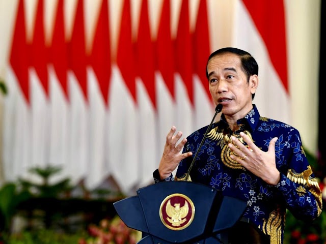 Tiga Strategi Besar Ekonomi Disampaikan Presiden Jokowi kepada Ekonom