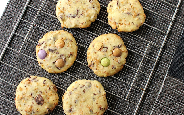 le blog d'une tunisienne, quand amal cuisine, blogueuse culinaire, tunisienne, maghrébine , recette , recipe, cookies, crousti moelleux, rapide, facile, simple, m&m's, smarties وصفات