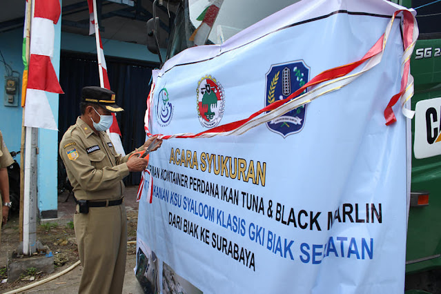 Pemkot Biak Numfor Kirim 1 Kontainer Ikan Tuna dan Black Marlin ke Surabaya .lelemuku.com.jpg