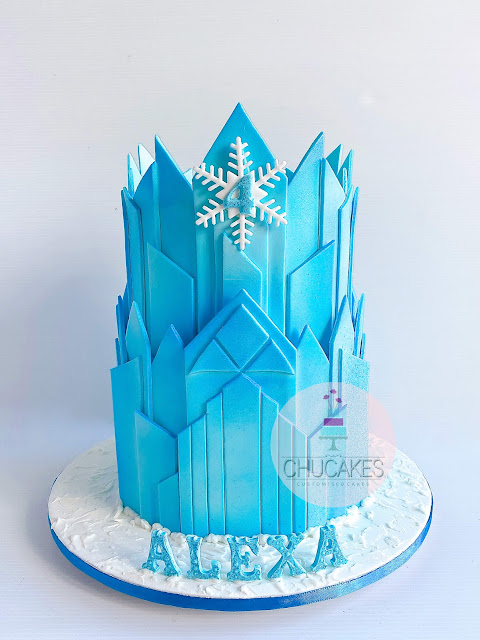 Frozen castle cake fondant chucakes