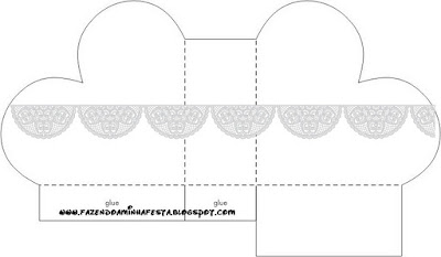 Caja abierta en forma de corazón de Encaje Plateado.