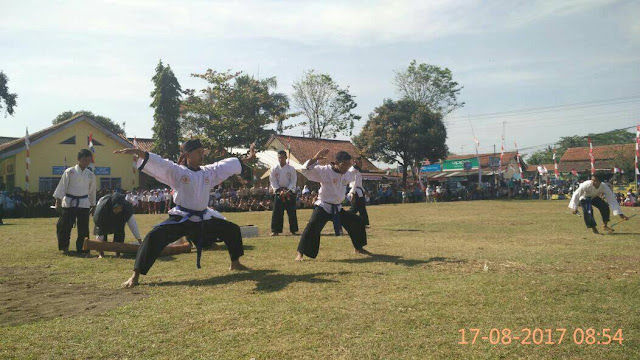 pencak silat hugo tronche pencak silat hạng cân 55-60 kg pencak silat ialah sistem yang terdiri atas pencak silat iko uwais pencak silat iks pencak silat iks pi kera sakti pencak silat ikspi pencak silat indo pencak silat indonesia pencak silat internasional pencak silat ipsi pencak silat islam pencak silat jaipong pencak silat jakarta pencak silat jakarta championship 4 pencak silat jakarta selatan pencak silat jalan 6 pencak silat jalan 6 pengasinan pencak silat jawa pencak silat jawa barat pencak silat jawa timur pencak silat jktc 4 pencak silat jokotole pencak silat jokowi pencak silat jurus