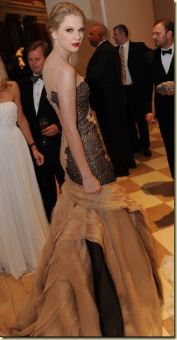 met-gala-red-carpet-mimi-0441_001430354028.jpg_carousel_parties