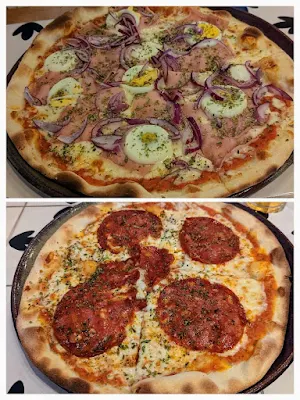 2 pizzas at Di Amici in Ajuda near Lisbon