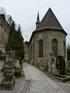 Abadía y cementerio de San Pedro.