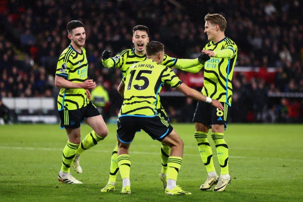Gabriel Martinelli of Arsenal celebrates