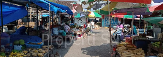 Retribusi pasar Ngawi