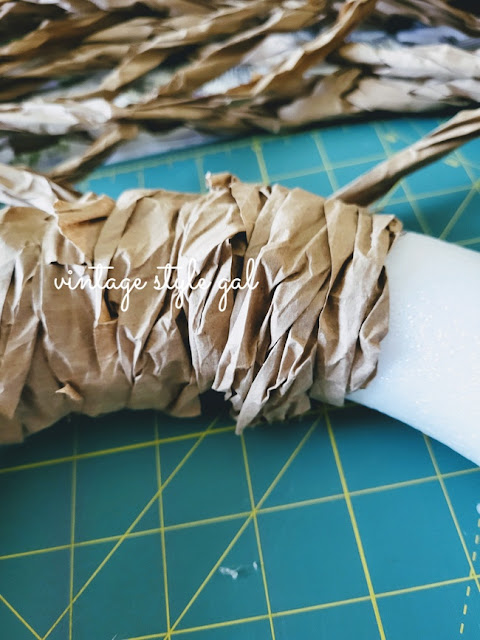 How to upcycle packing paper