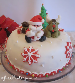 Torta Natale in pasta di zucchero