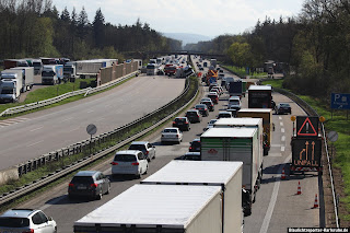   vollsperrung a5, vollsperrung a5 umleitung, sperrung a5 heidelberg, adac staumelder aktuell a5, vollsperrung a6, unfall a5 walldorf, a5 unfall, vollsperrung a8, a6 stau