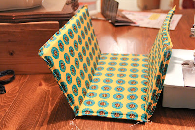 Camera  Insert on Blue  Lace  House  Make Your Own Camera Bag